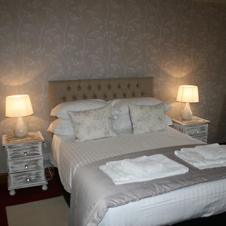 The Talbot Inn Муч-Уэнлок Экстерьер фото